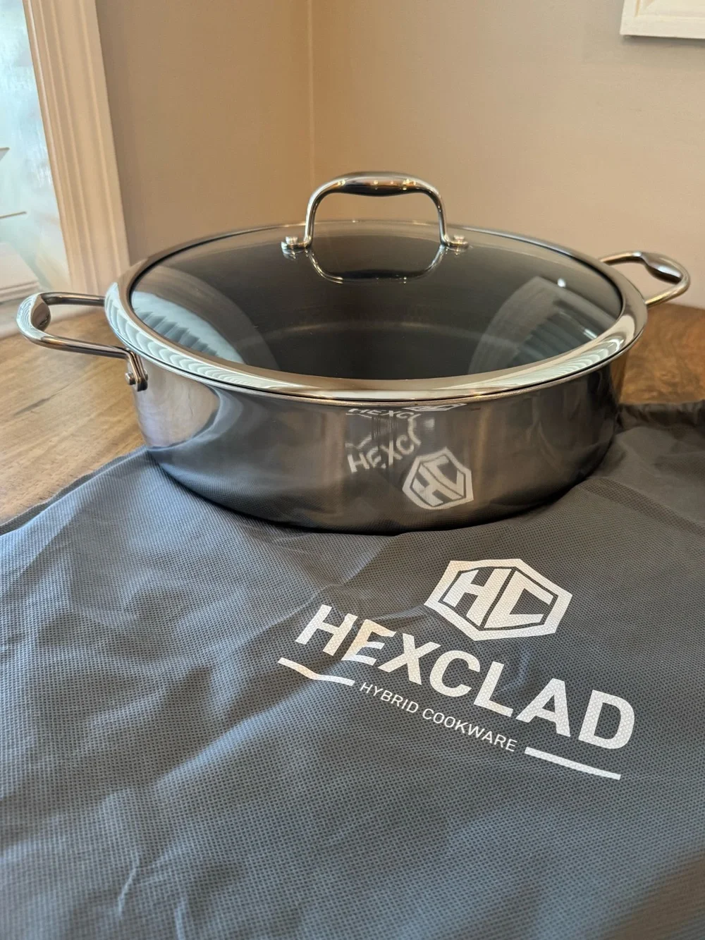 HEXCLAD 5.5 Qt Hybrid Deep Sauté Pan w/ Glass Lid, 12” Everyday Pan w/ Lid NEW